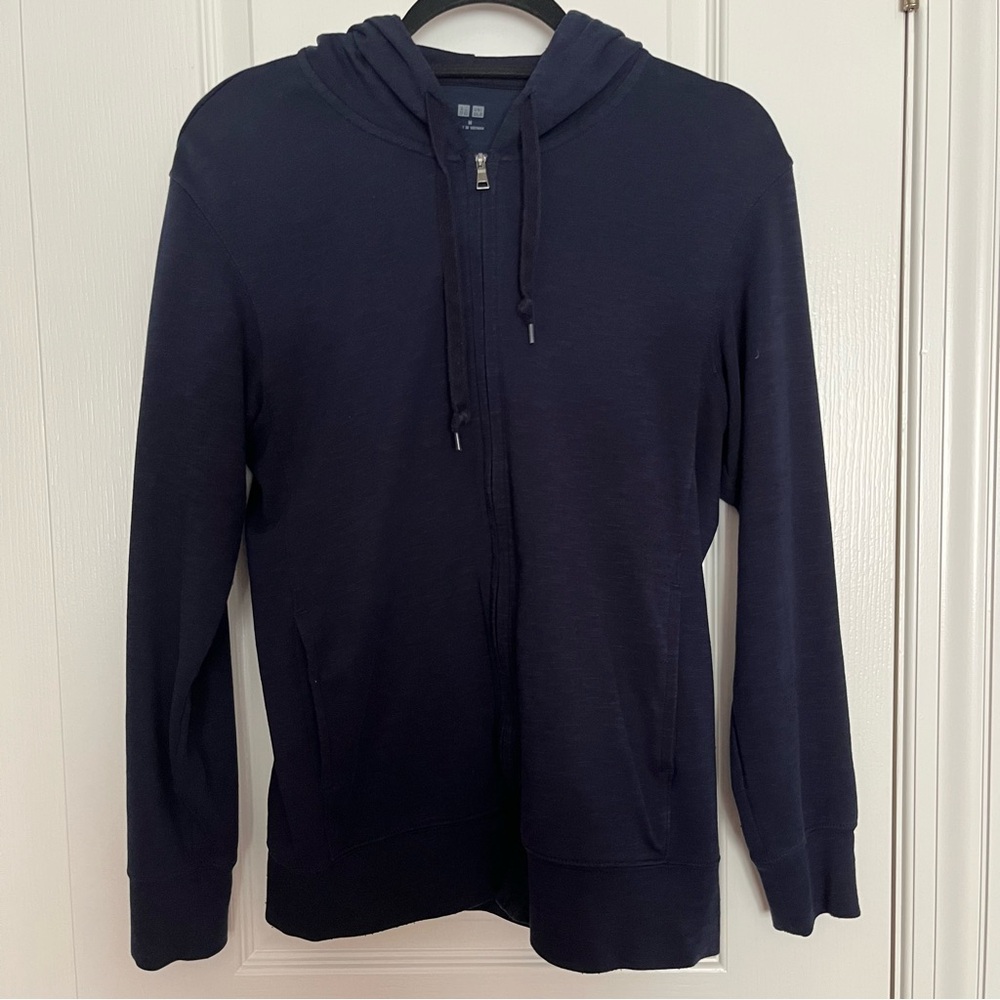 Uniqlo Japan AIRISM UV PROTECTION FULL-ZIP HOODIE